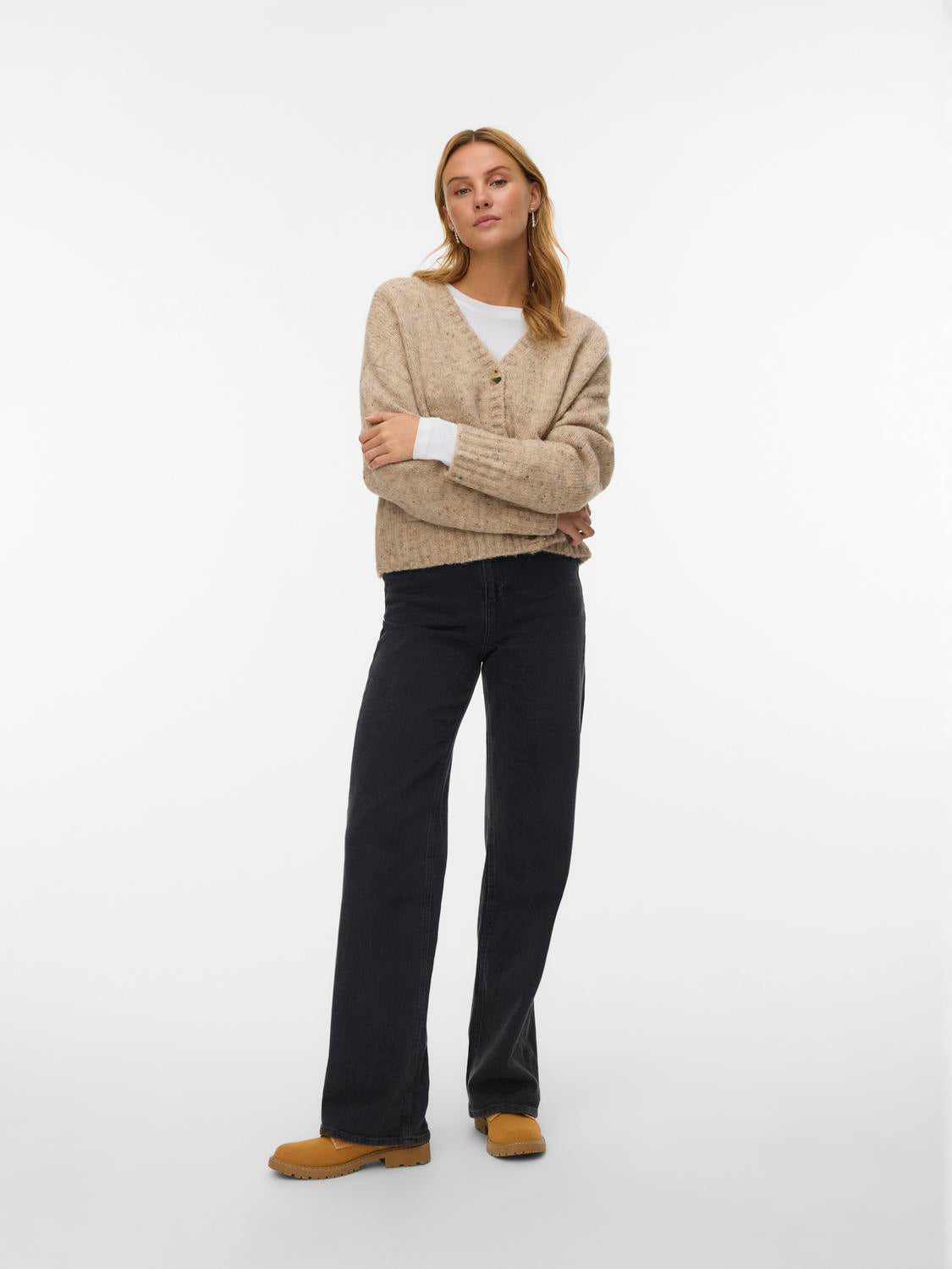model_shot-front
